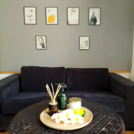 Апартаменты Jacuzzi Sauna Privatif Illimite